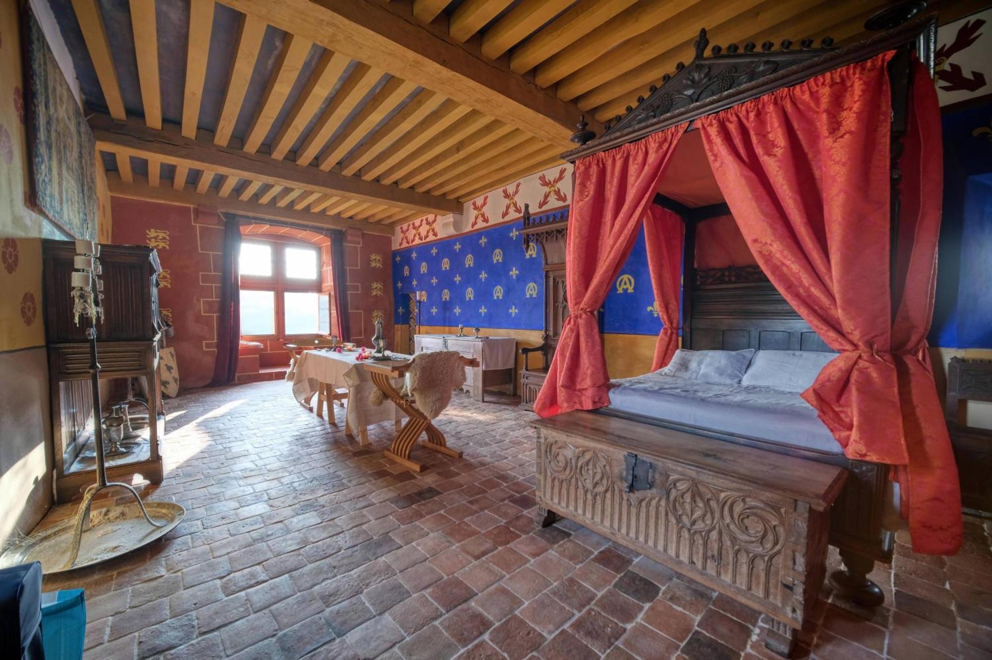 Chateau De Champrenault, Voyagez Dans Le Temps Exteriör bild